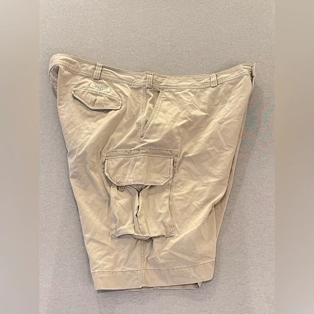 Polo Ralph Lauren Khaki Cargo Shorts | Classic Utility Fit‎